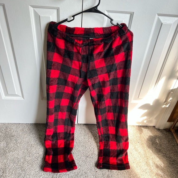 Secret Treasures Red and Black Check Pajama Bottoms - Picture 1 of 7